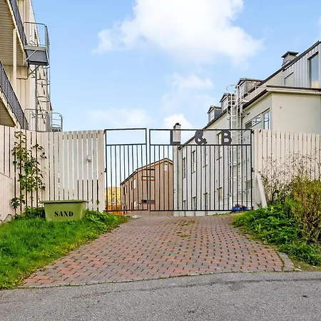 Διαμέρισμα Spacious 3bd Two Level Close To Centre