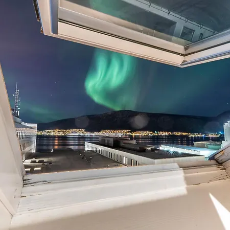 Spacious 3bd Two Level Close To Centre Appartement Tromsø
