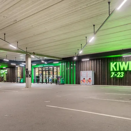 דירה Spacious 3bd Two Level Close To Centre *