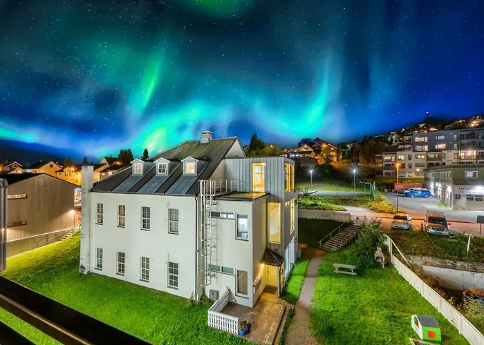 Διαμέρισμα Spacious 3bd Two Level Close To Centre Τρόμσο