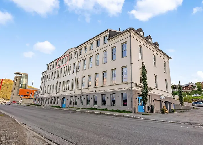 Apartamento Spacious 3bd Two Level Close To Centre Tromsø